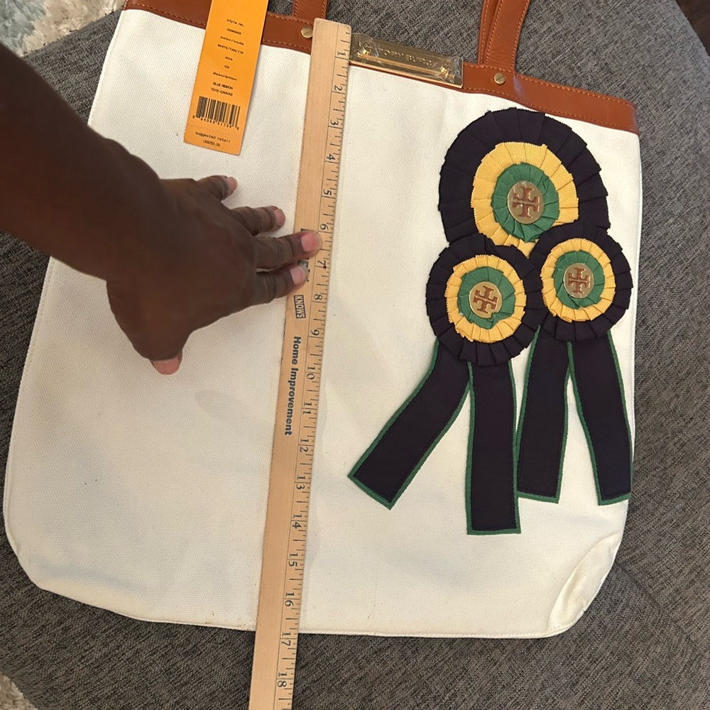 Stylish White and Brown Tory Burch Tote Bag with Ribbon Accents - Picture 2 of 4